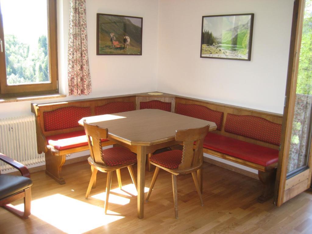 Apartments Spiegl Holzmann Bischofshofen Pokoj fotografie